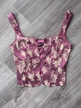 Floral Lace-Up Satin Crop Top in Mauve